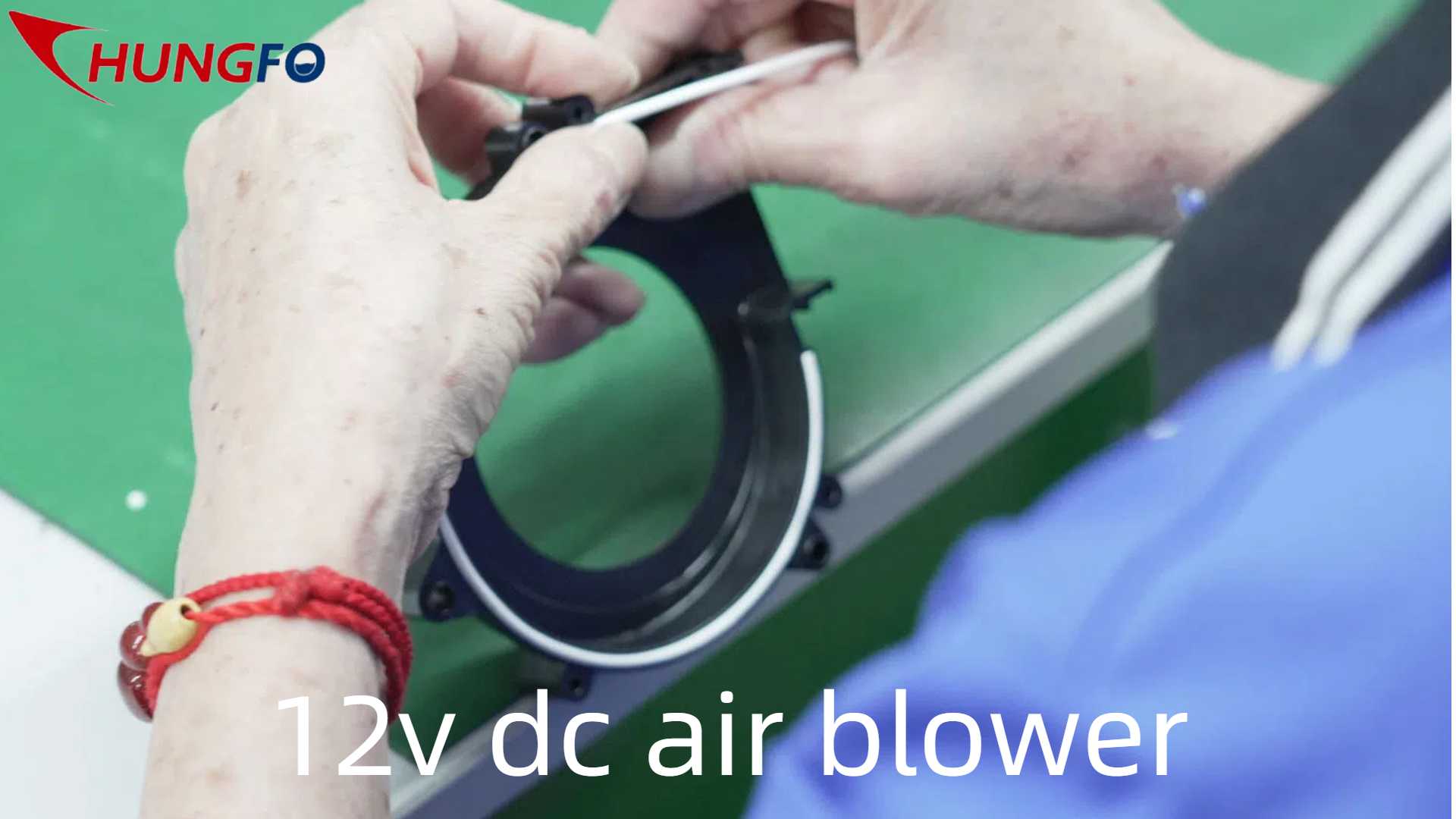 Wie lässt sich das Funktionsprinzip von Radialventilatoren auf Serverracks mit hoher Impedanz anwenden?